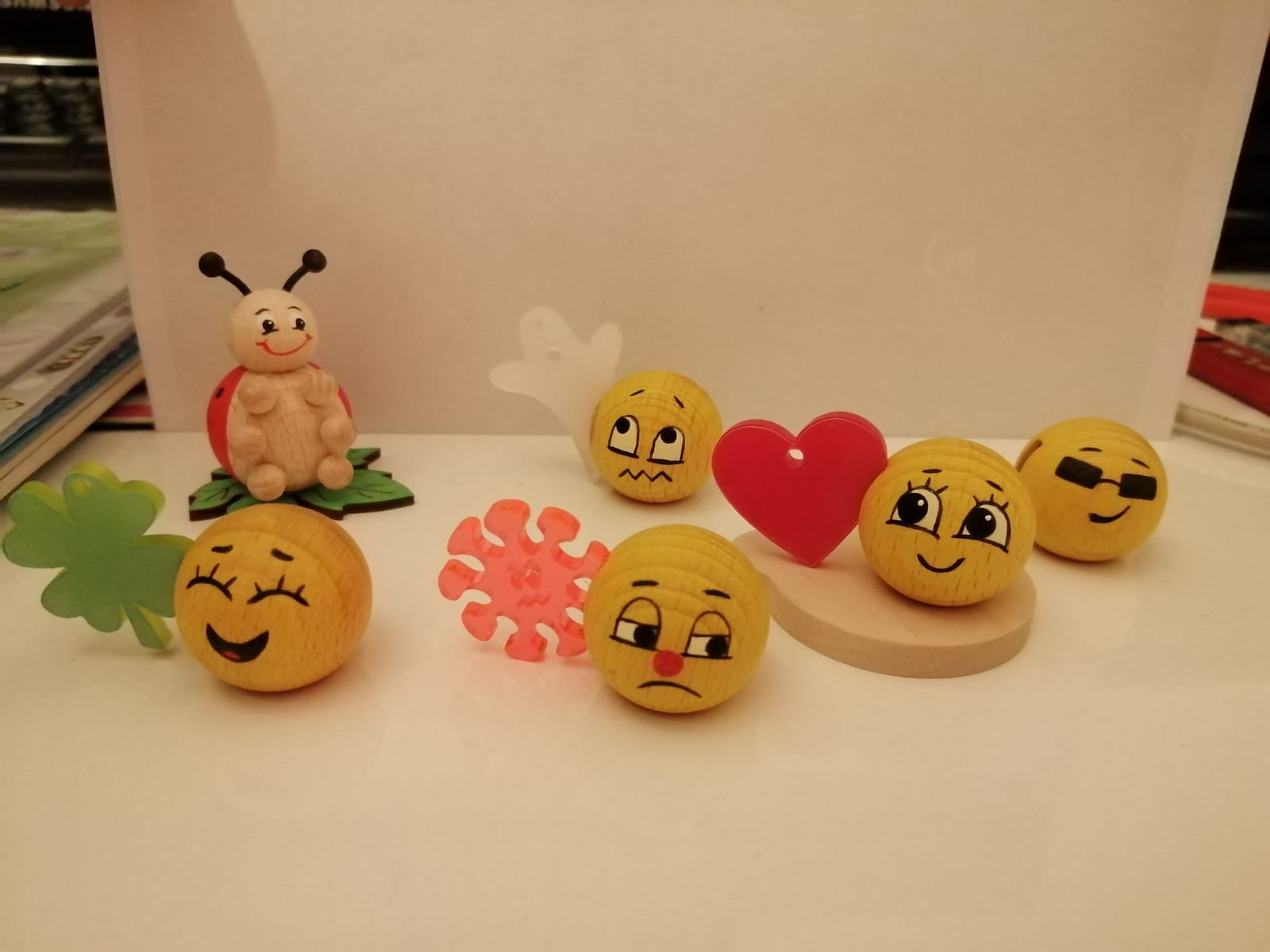 Miniatur Figur Smilinka Holzfigur