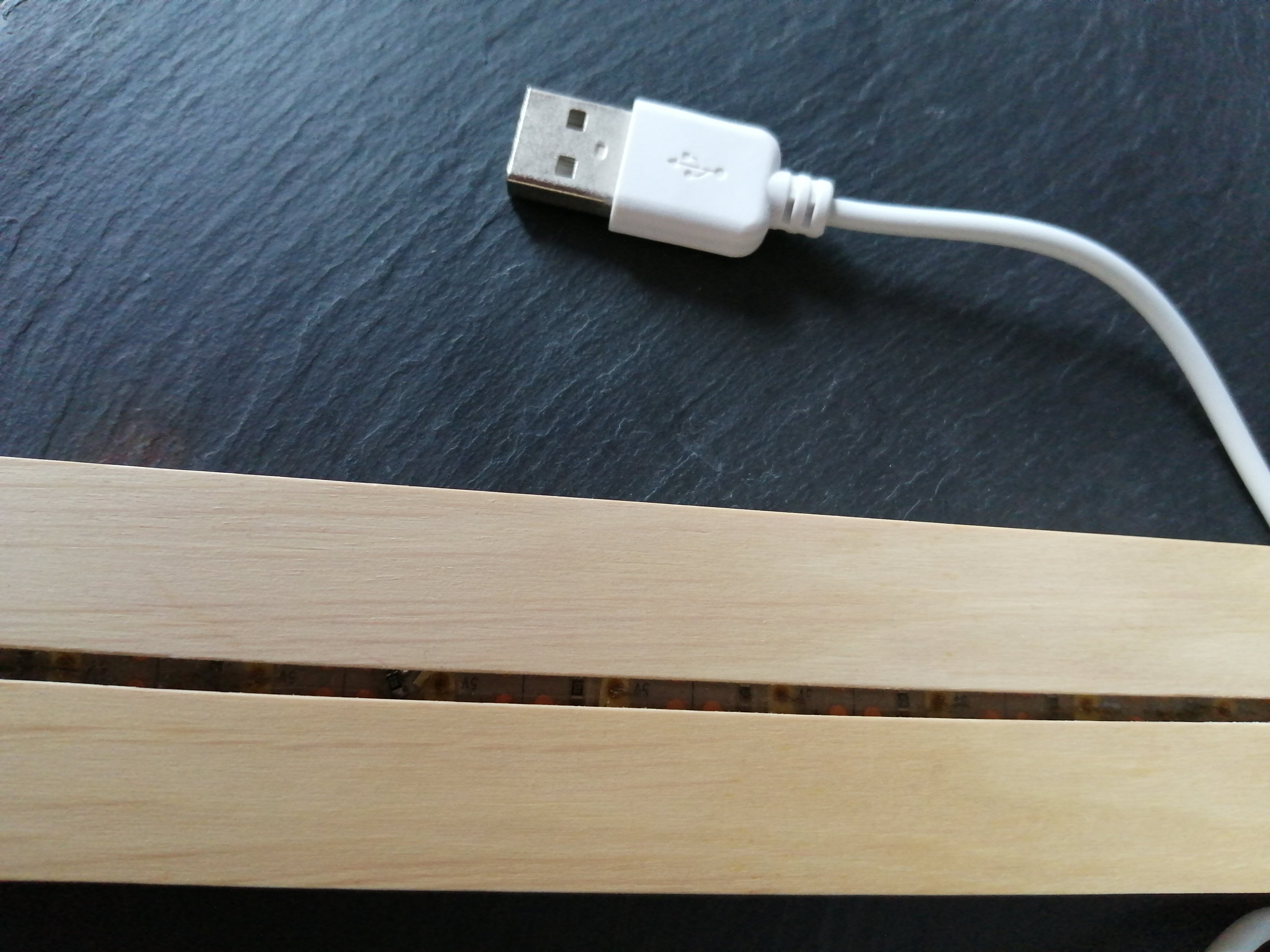 LED Holzsockel für Mini Schwibbogen Wechselmotive USB 5V