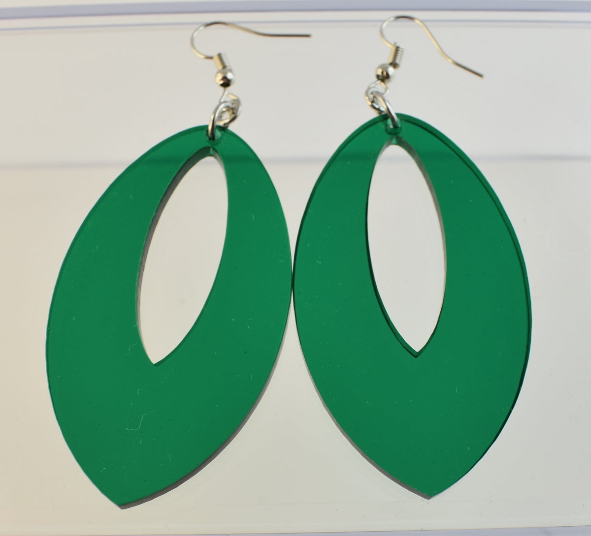 statement-ohrringe-vintage-80er_jahre-80er-xxl-oval-silber-edelstahl-grün-transparent