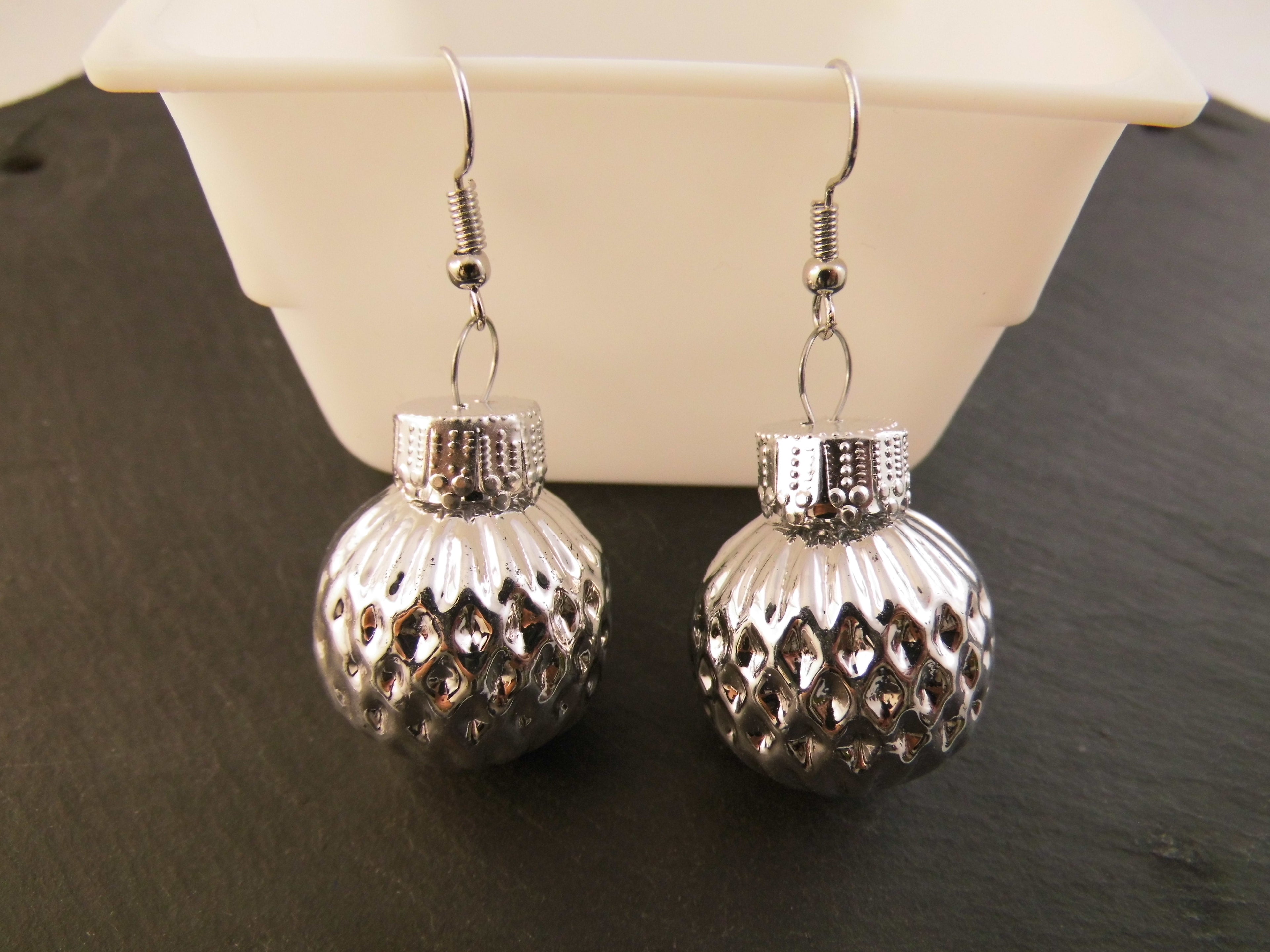 Weihnachtskugel Ohrringe Glas Phantasie verschiedene Farben