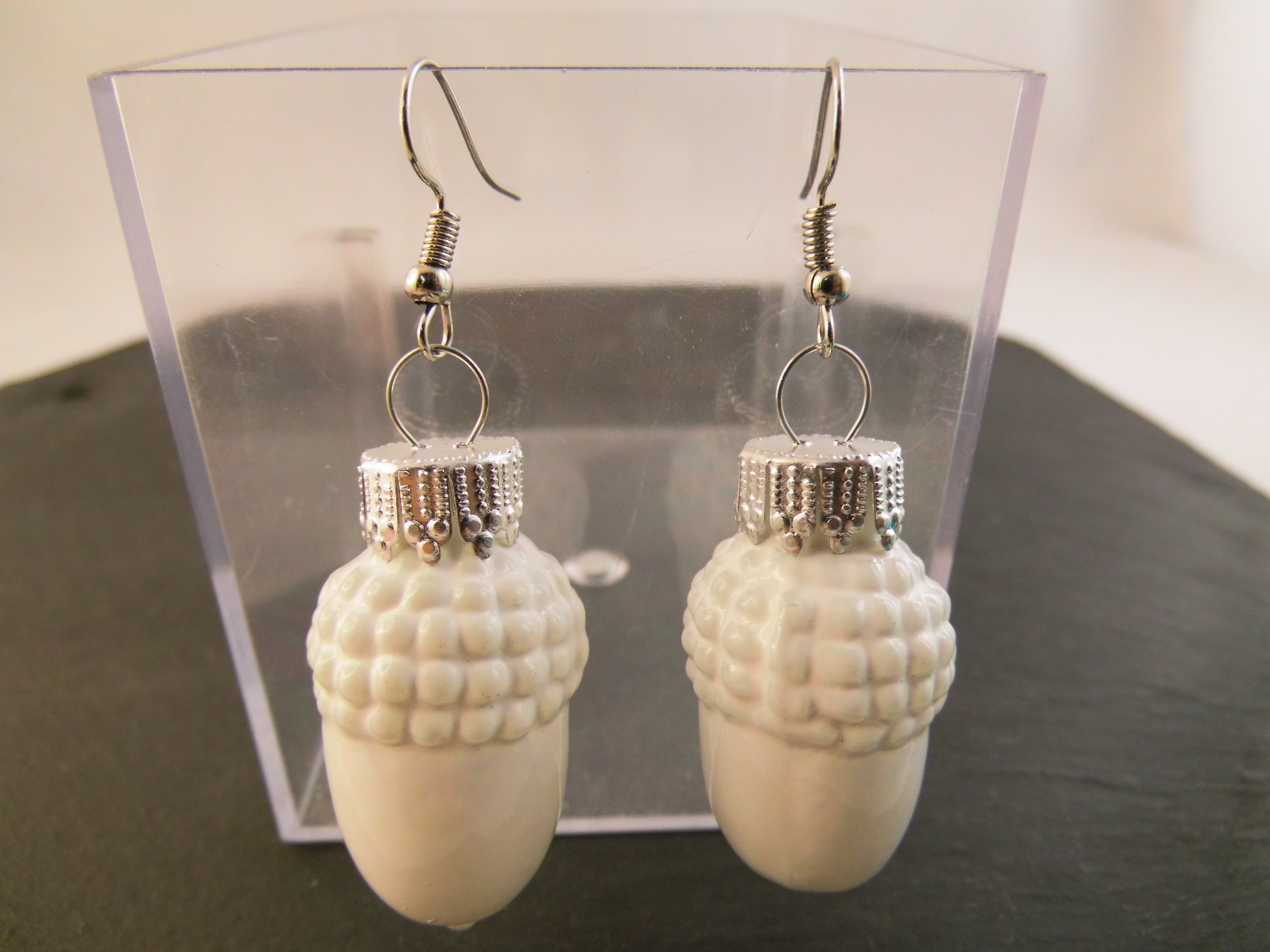 Weihnachtskugel Ohrringe Glas Eicheln verschiedene Farben