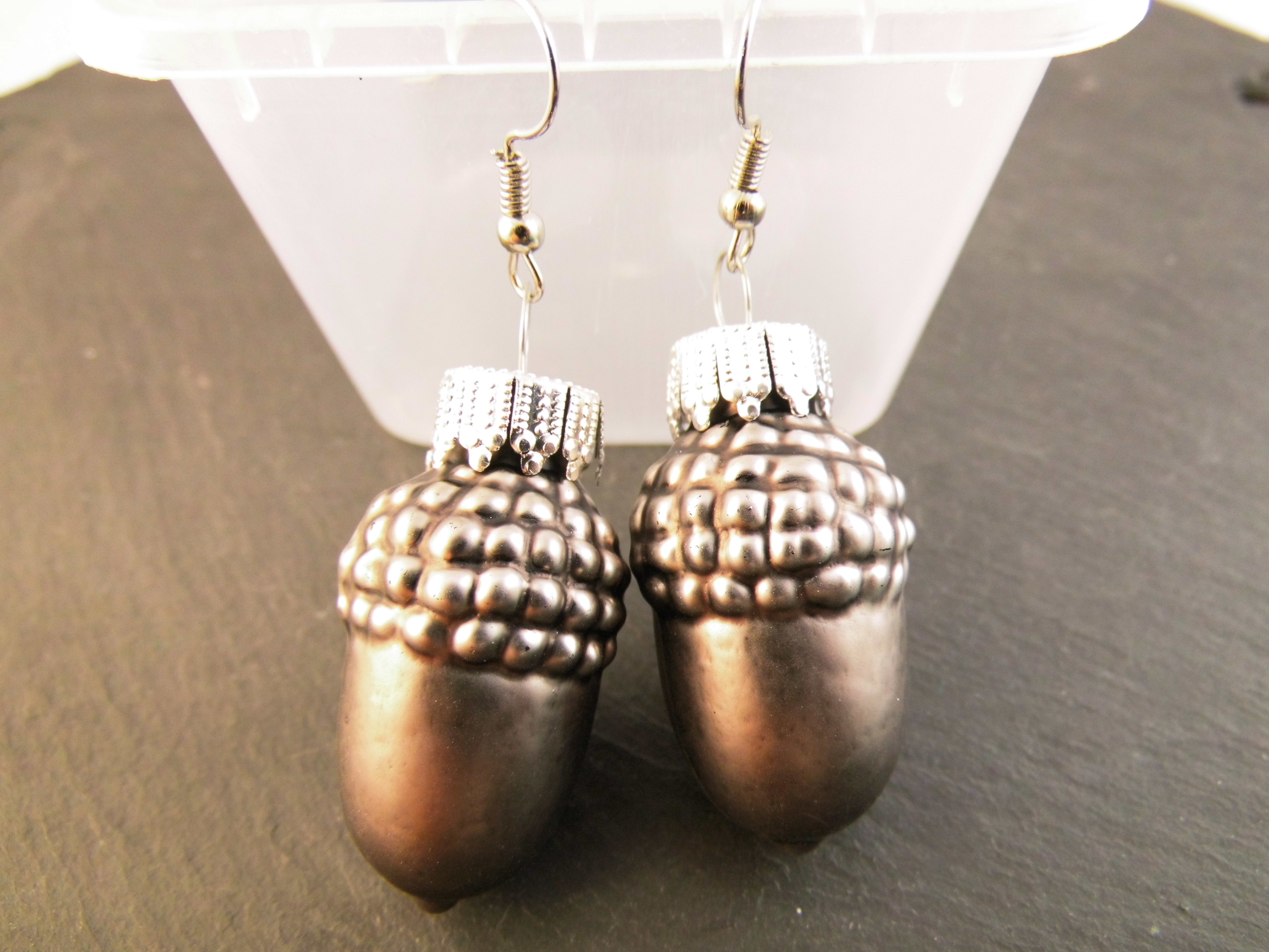 Weihnachtskugel Ohrringe Glas Eicheln verschiedene Farben