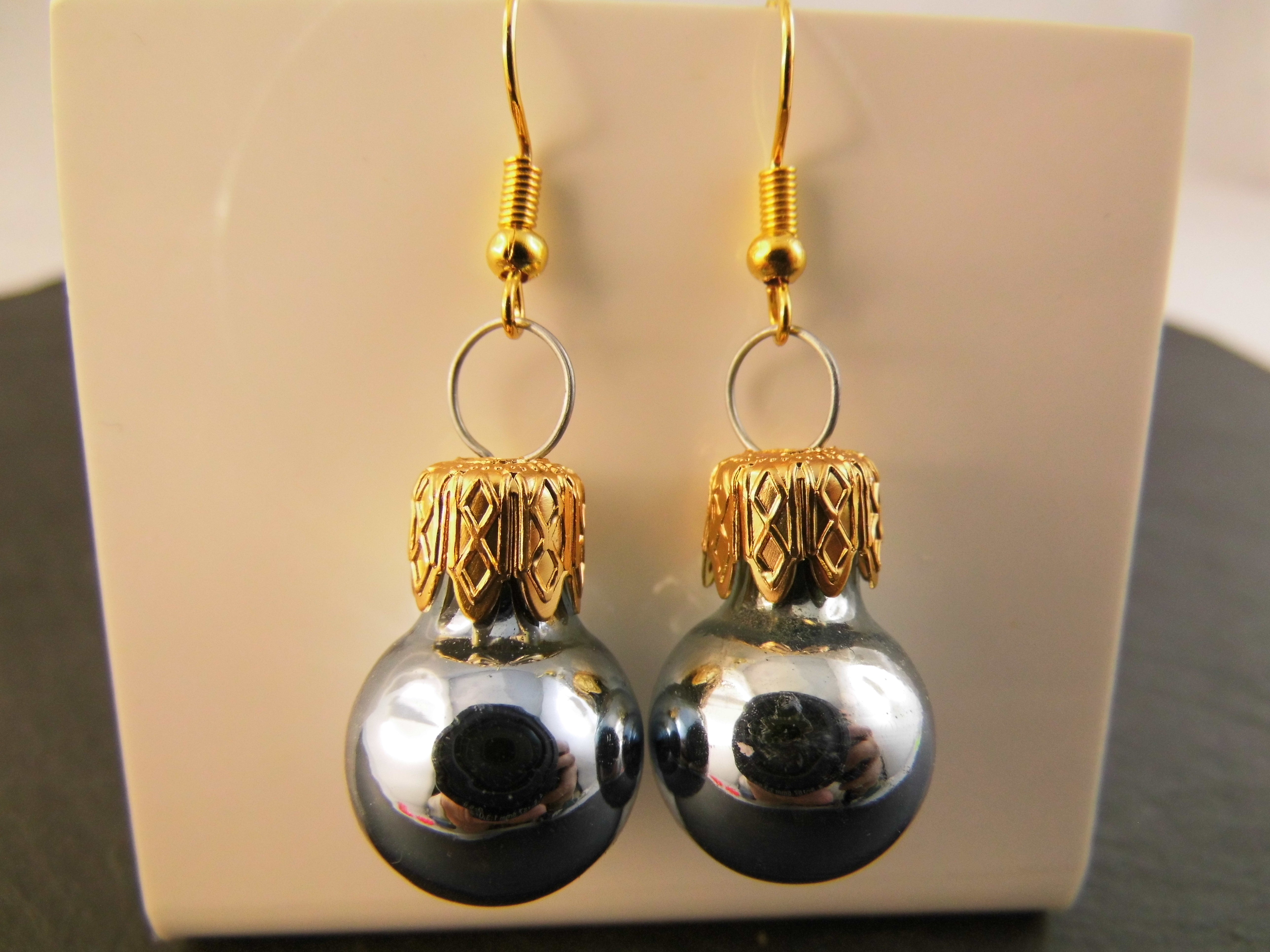 Weihnachtskugel Ohrringe Glas Mini 1,5 cm verschiedene Farben