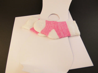 3D Karte Geburt Mädchen Glückwunschkarte mit Söckchen und Umschlag